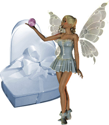 Анимационная картинка феи с крыльями бабочки, гадающей на...