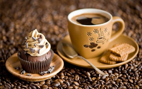 17 апреля. Международный день кофе. Кофе и пороженое