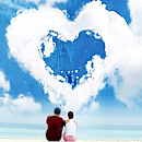  Двое влюбленных на берегу, бьющее сердце <b>из</b> облаков  гифка анимация