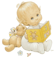 Малышка читает книгу