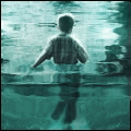 Мальчик в воде