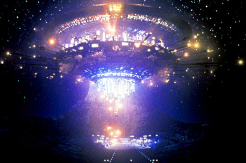 2 июля - День НЛО (World UFO Day) или День уфолога