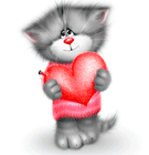 Милый серый котенок с сердечком
