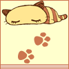  Полосатый котенок спит, перед ним два его <b>следа</b>  гифка анимация
